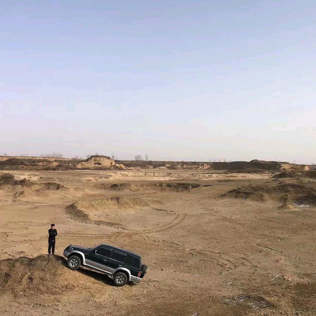 不努力怎许她未来_