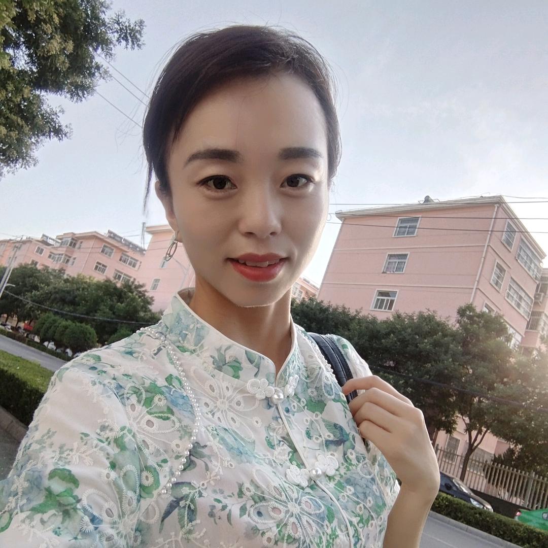 芙蓉开了小橱窗