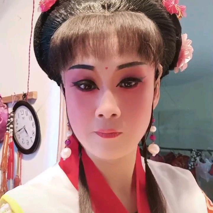 越剧君君
