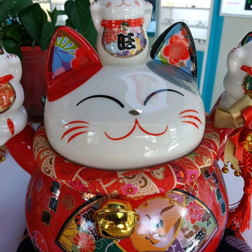 (๑><๑）招财猫