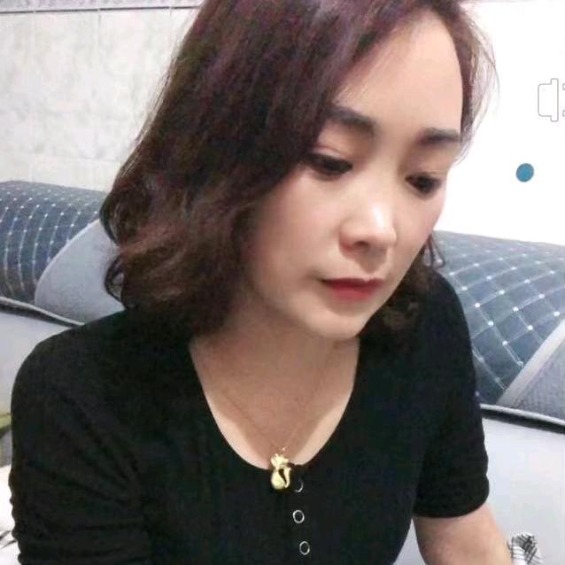 回眸一笑🌹🌹（拒私聊）