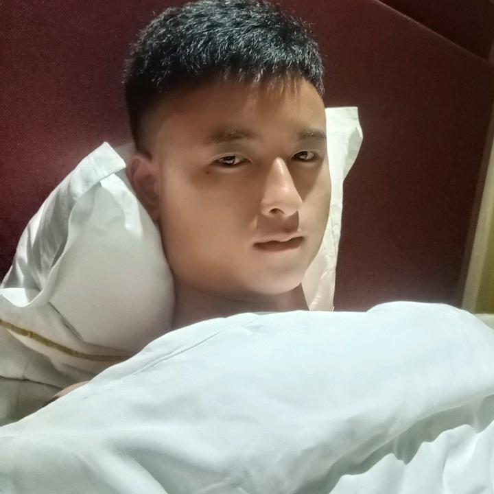 向钱看