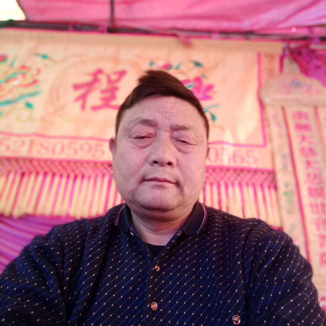 徐小龙