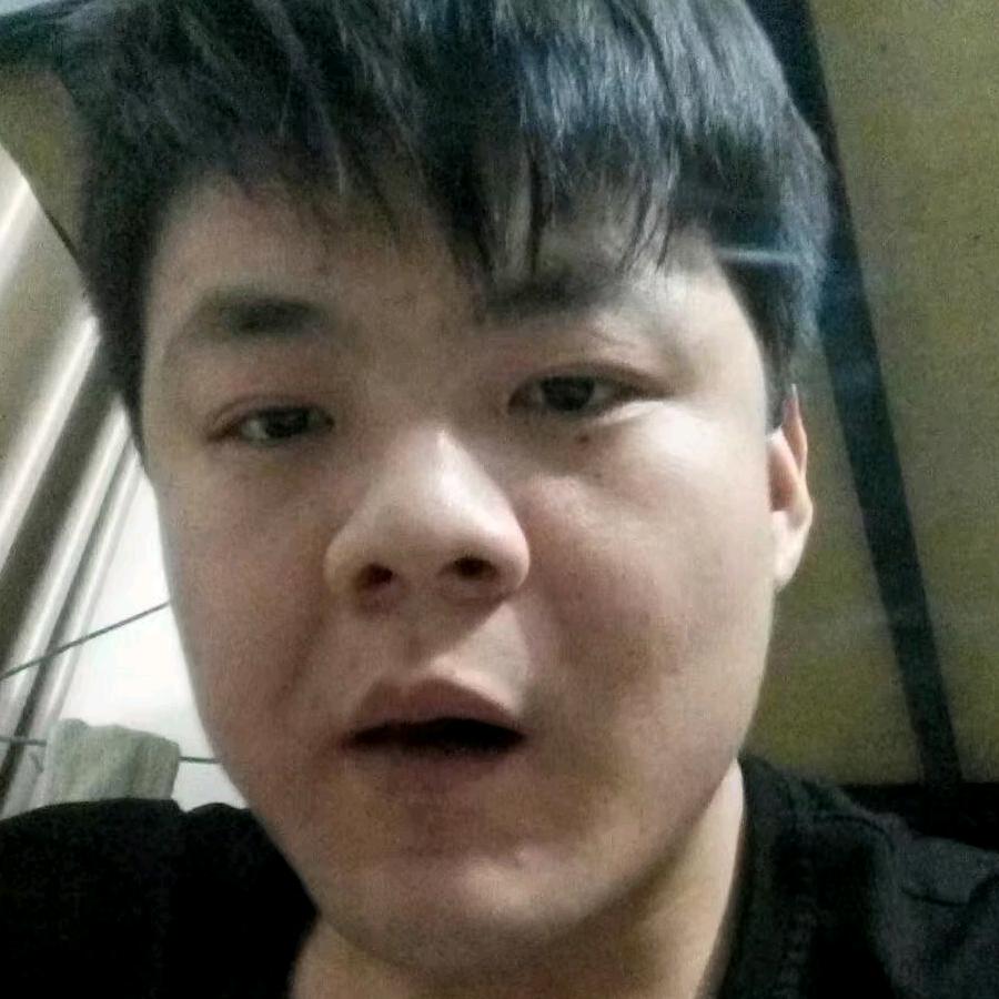 亚飞