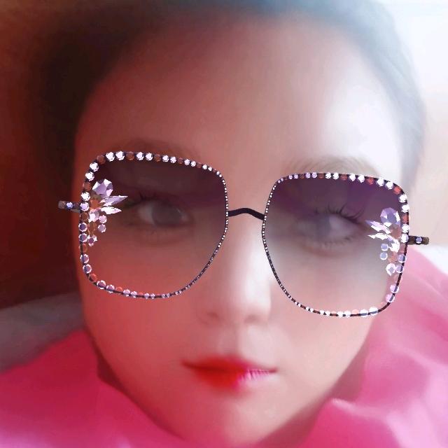 🦋蝴蝶旁落🦋🦋