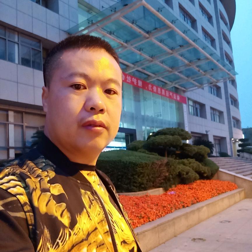 承接泥水平衡顶管工程！清包。