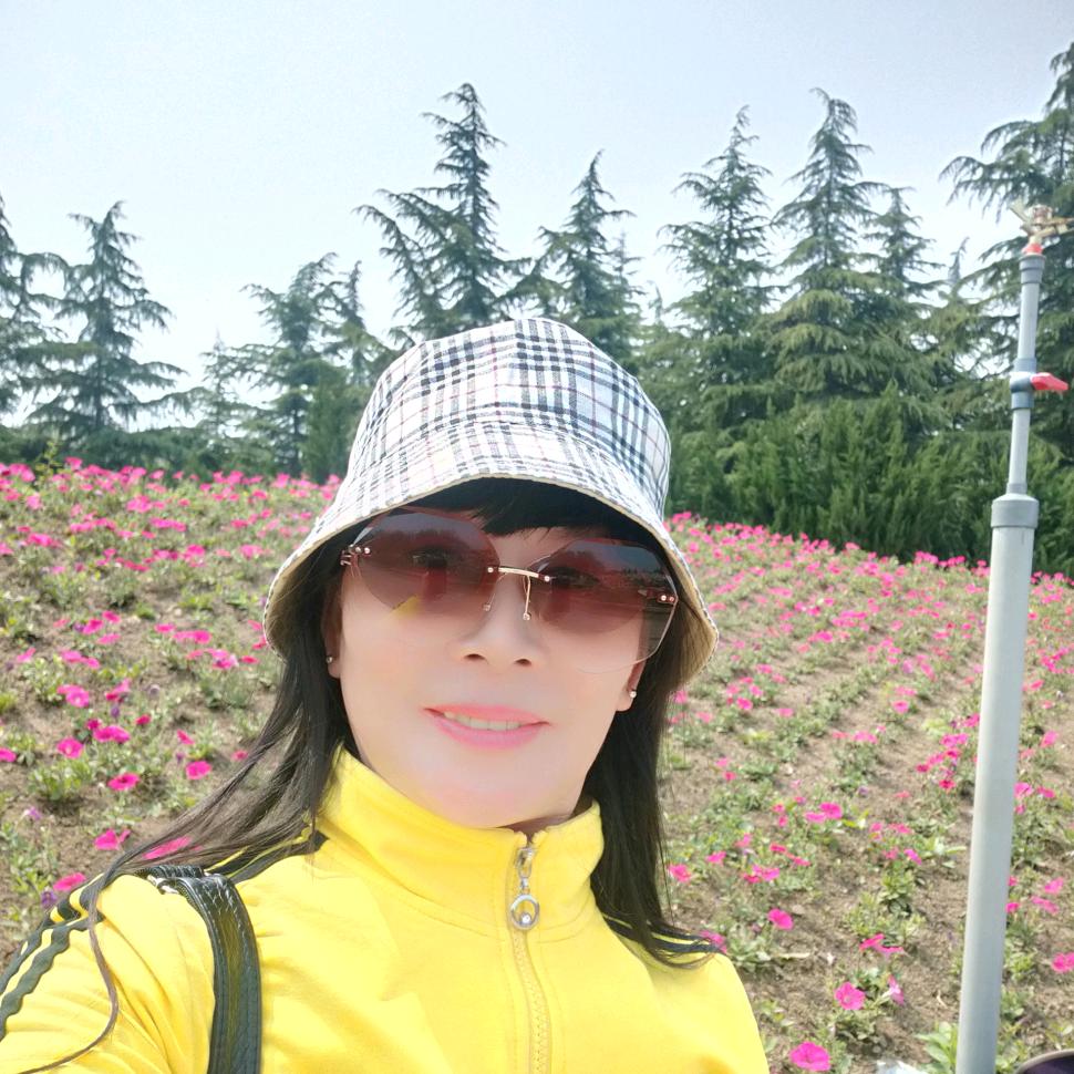中青国旅张姐