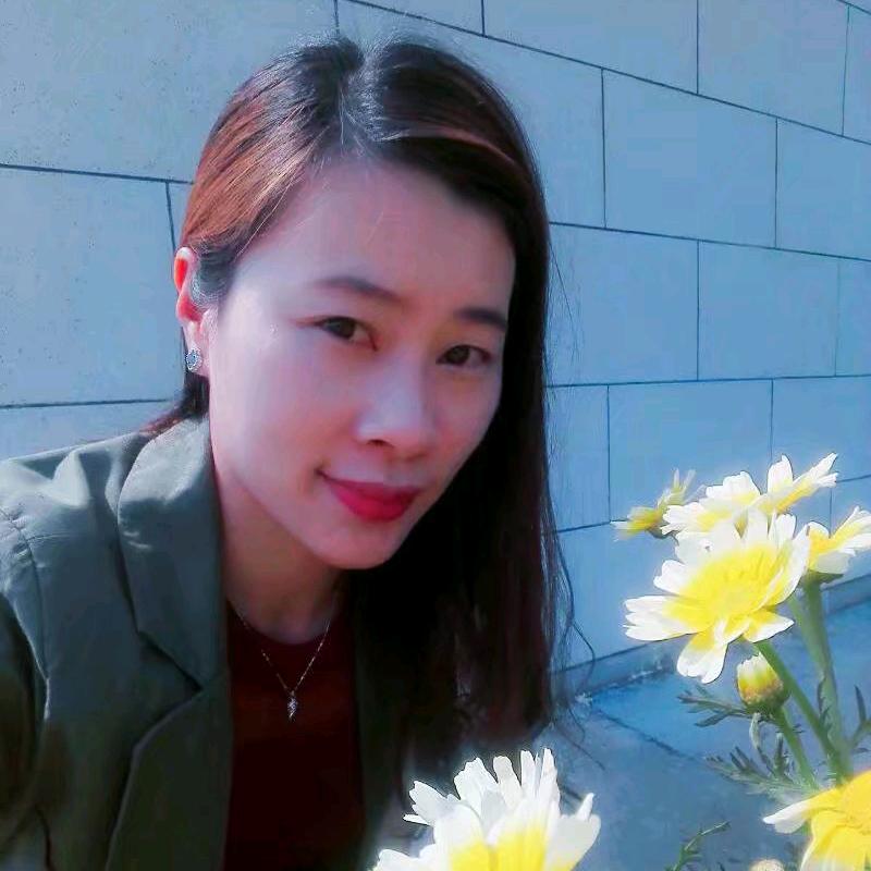 🍀🌼莉【卖枇杷杨梅的小姐姐】