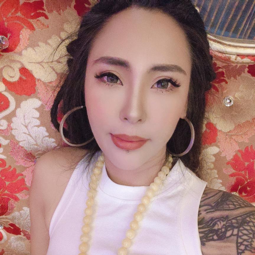A玲