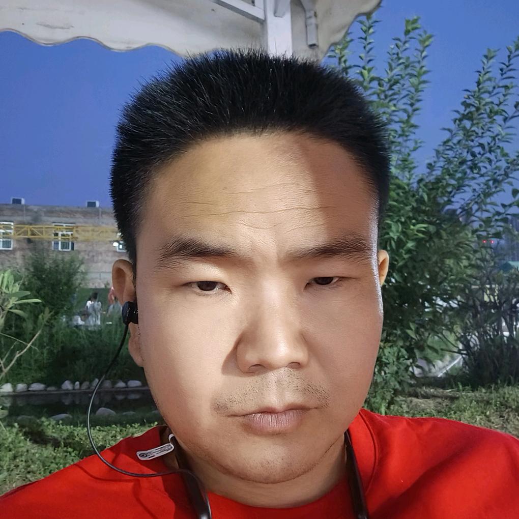 向日葵的微笑只属于太阳