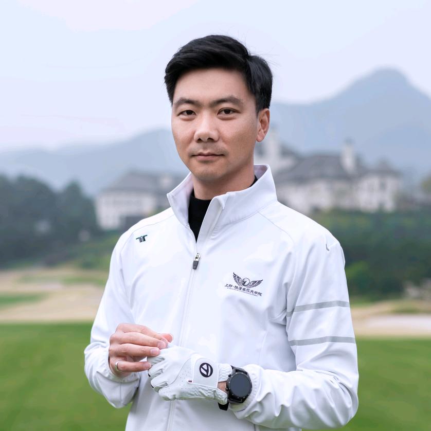 重庆上邦·陆鹰高尔夫陆教练