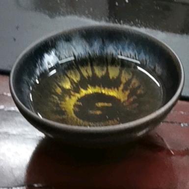 飞龙在天，云掩于斗
