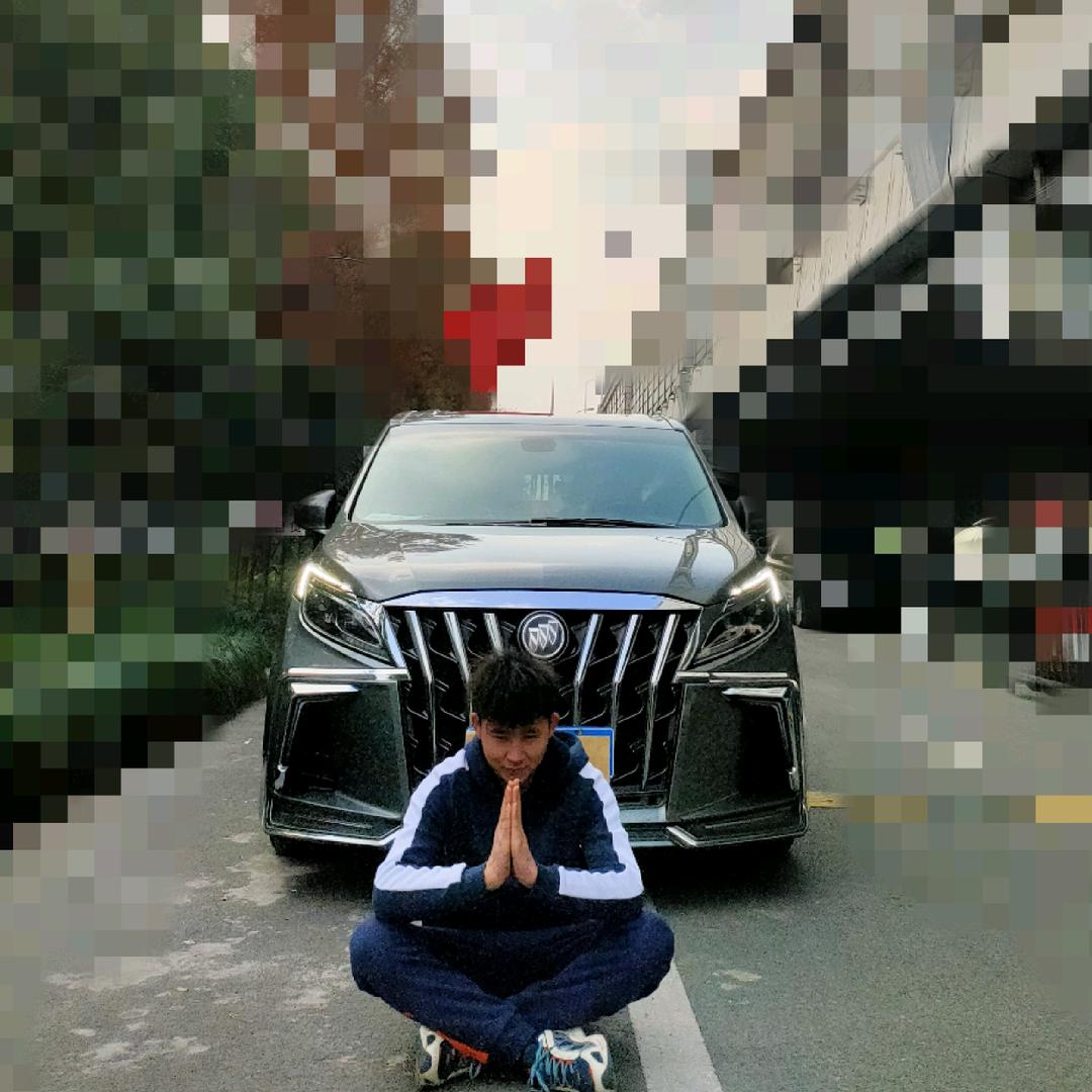 小刘商务车