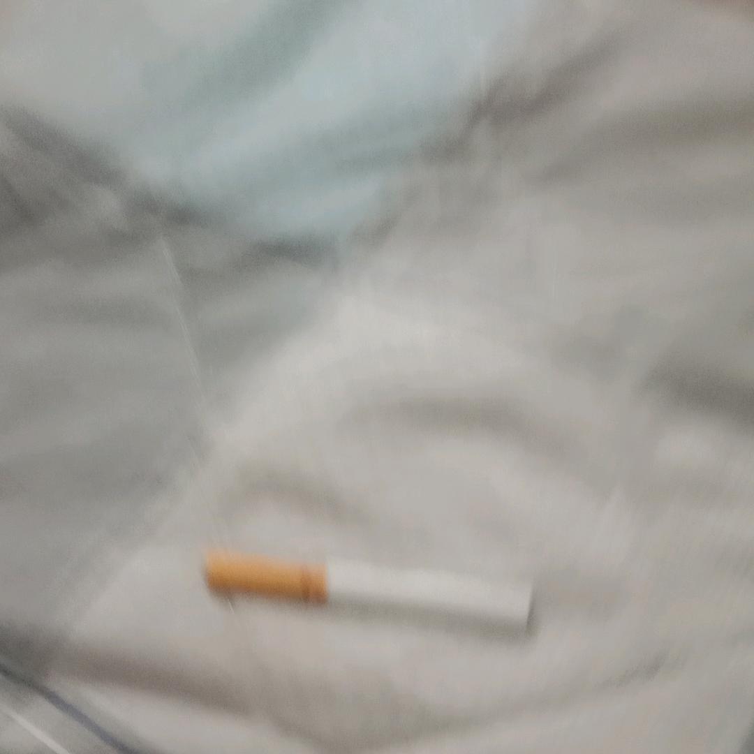 又吃啤酒又吃烟了