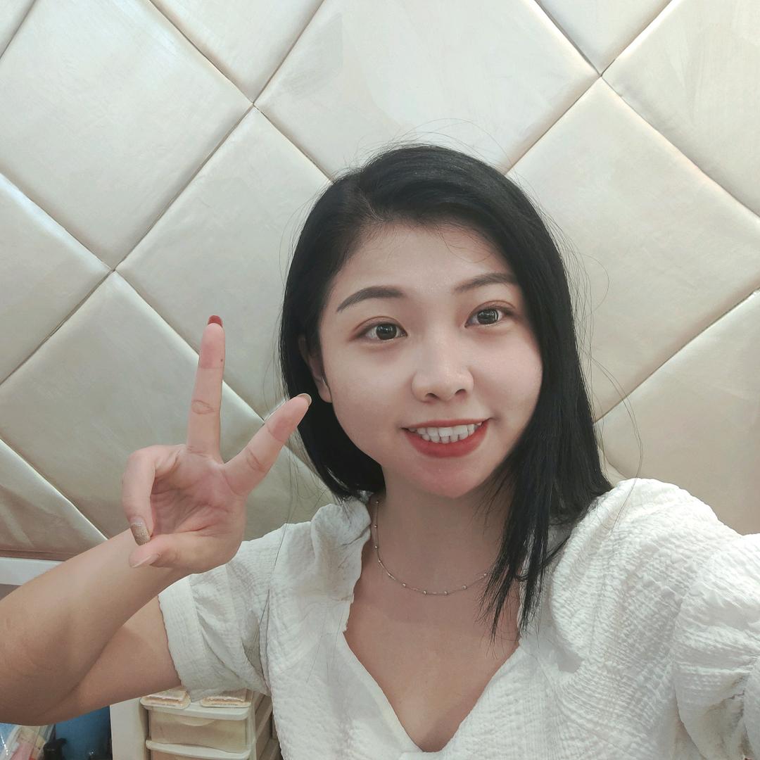 阿琴在广州花都开内衣女装店