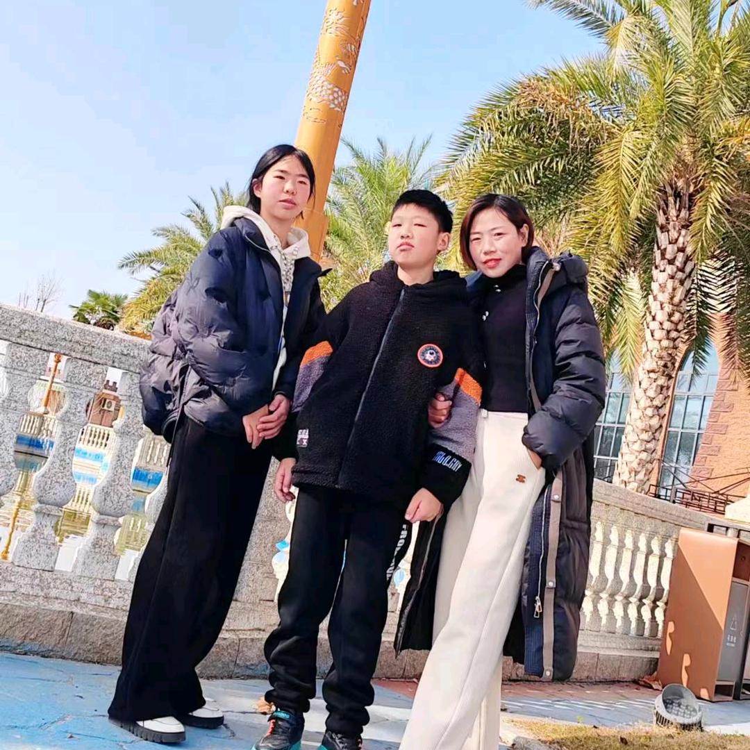 纤纤服饰百货