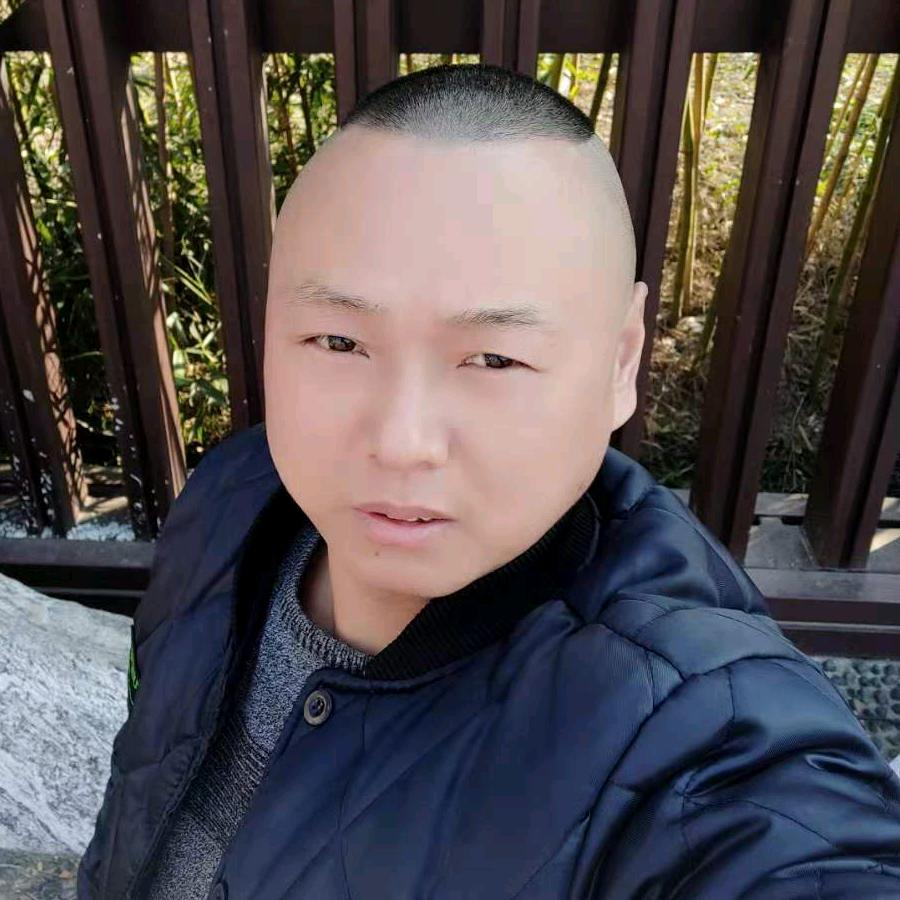 小田百货（橱窗🈺业中…）