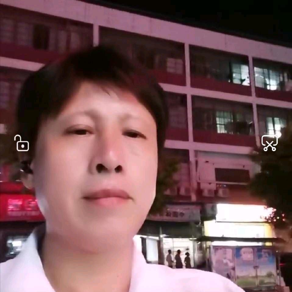 🌼文良，流浪生活🌻🌹🌷🌴🌼