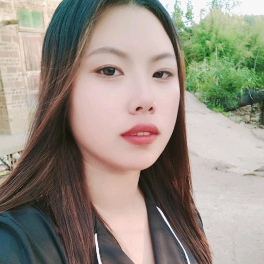 @   小 🌻李  吖