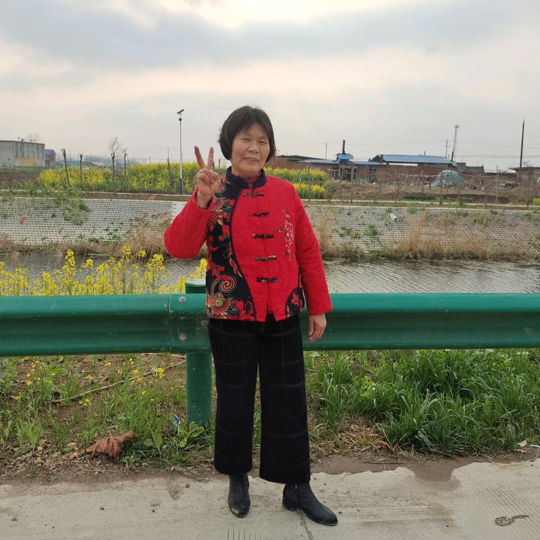 龙妈练歌房想唱你就来