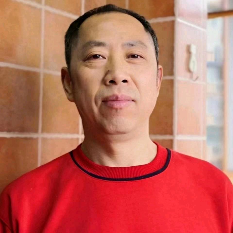 张歌歌