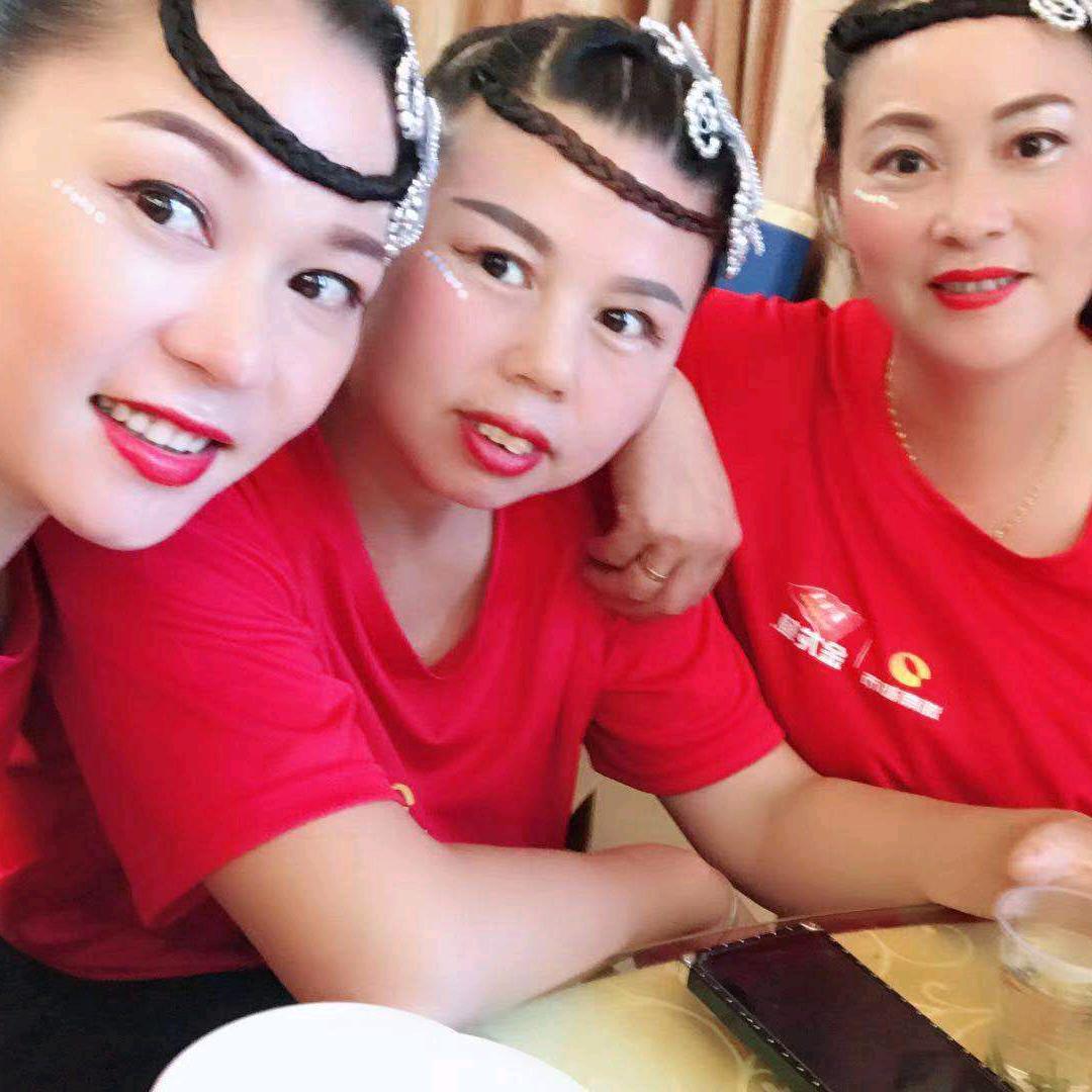 抓揪揪