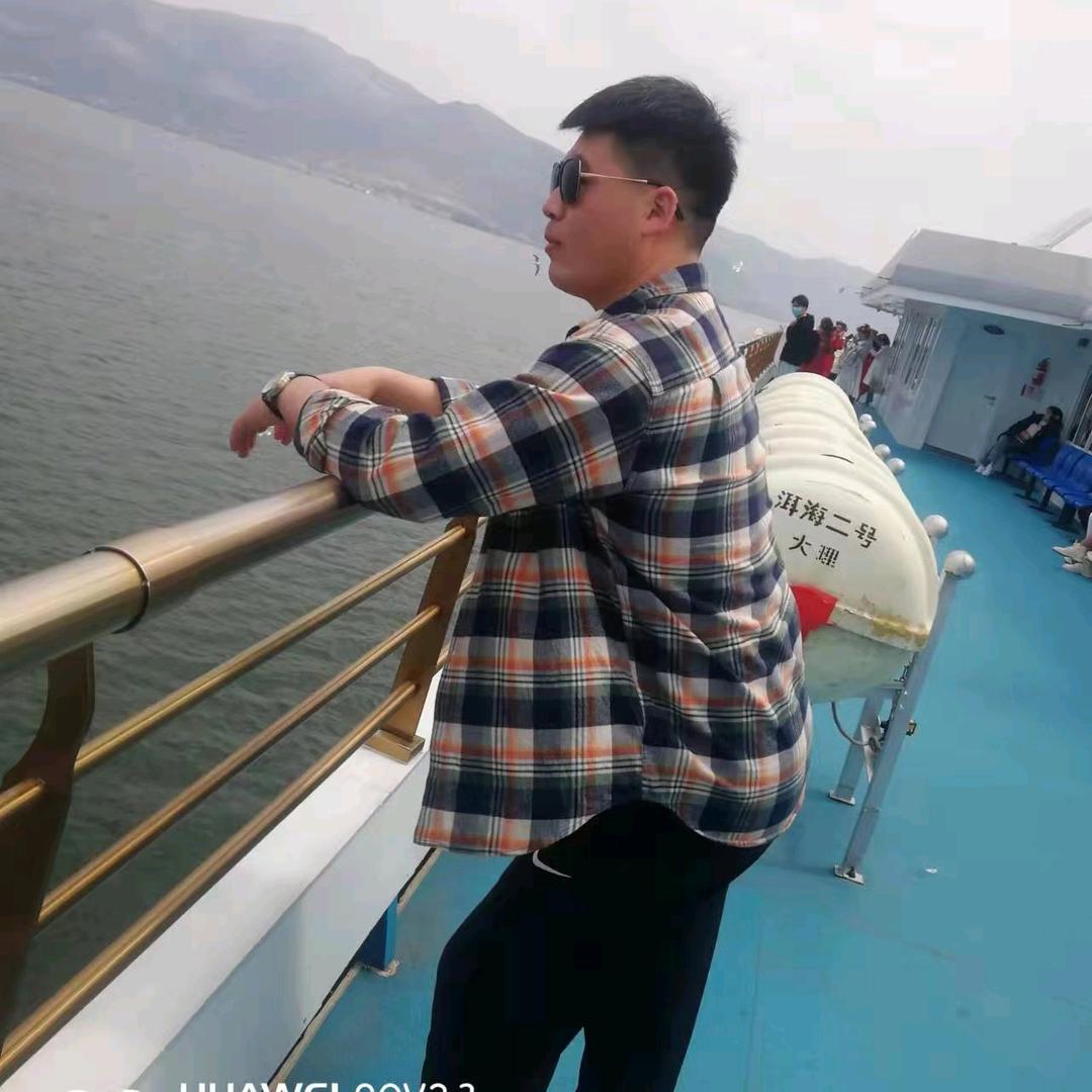 90后创业者小张