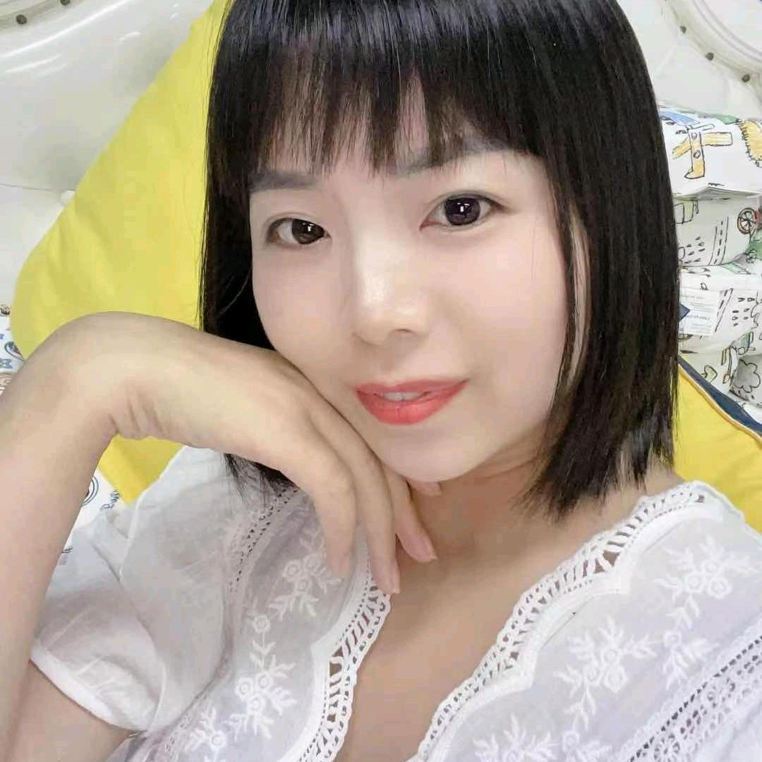 艾严兮女装批发