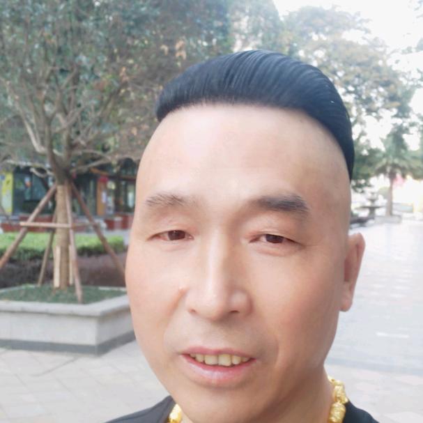 财舅