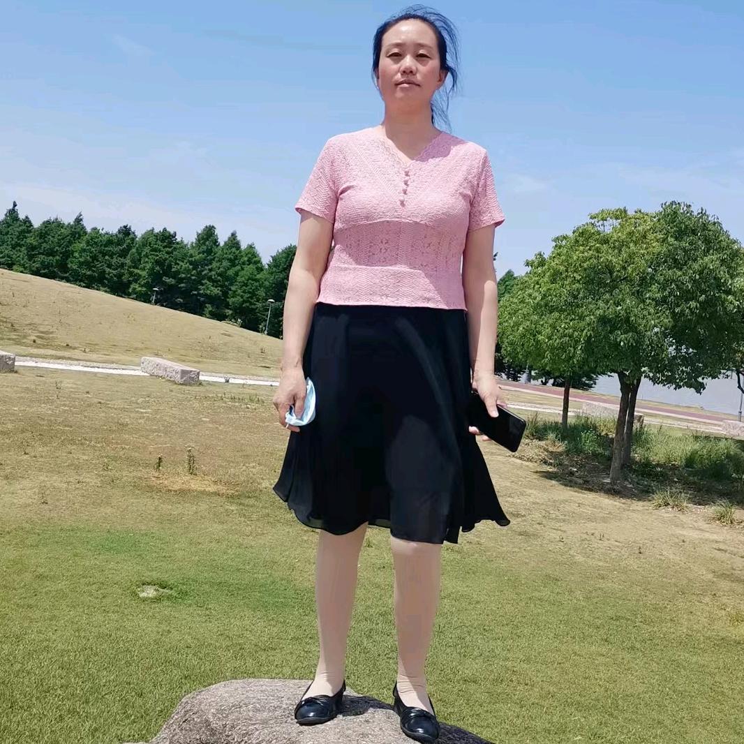 火红的萨日朗