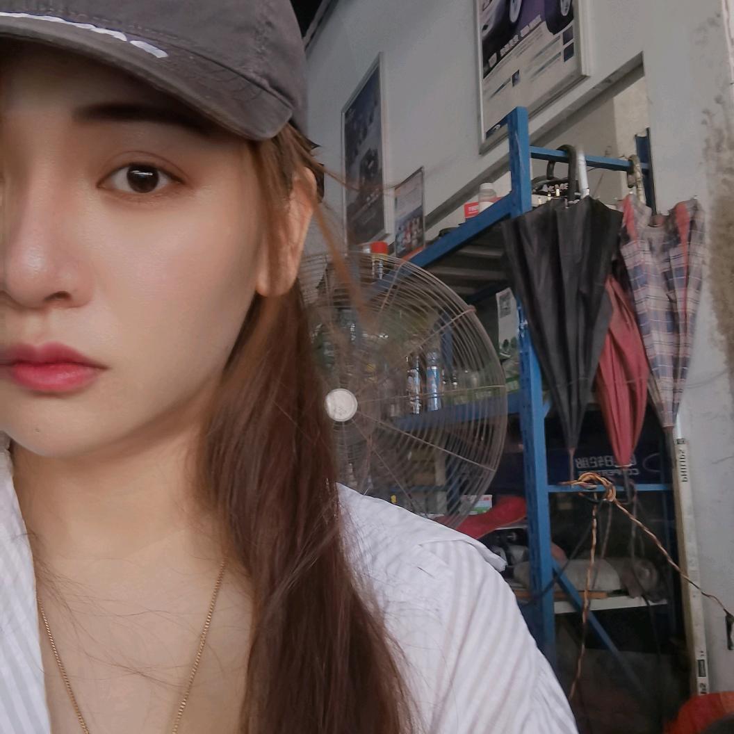 ⠀  ⠀  ⠀  ⠀  ⠀  ⠀