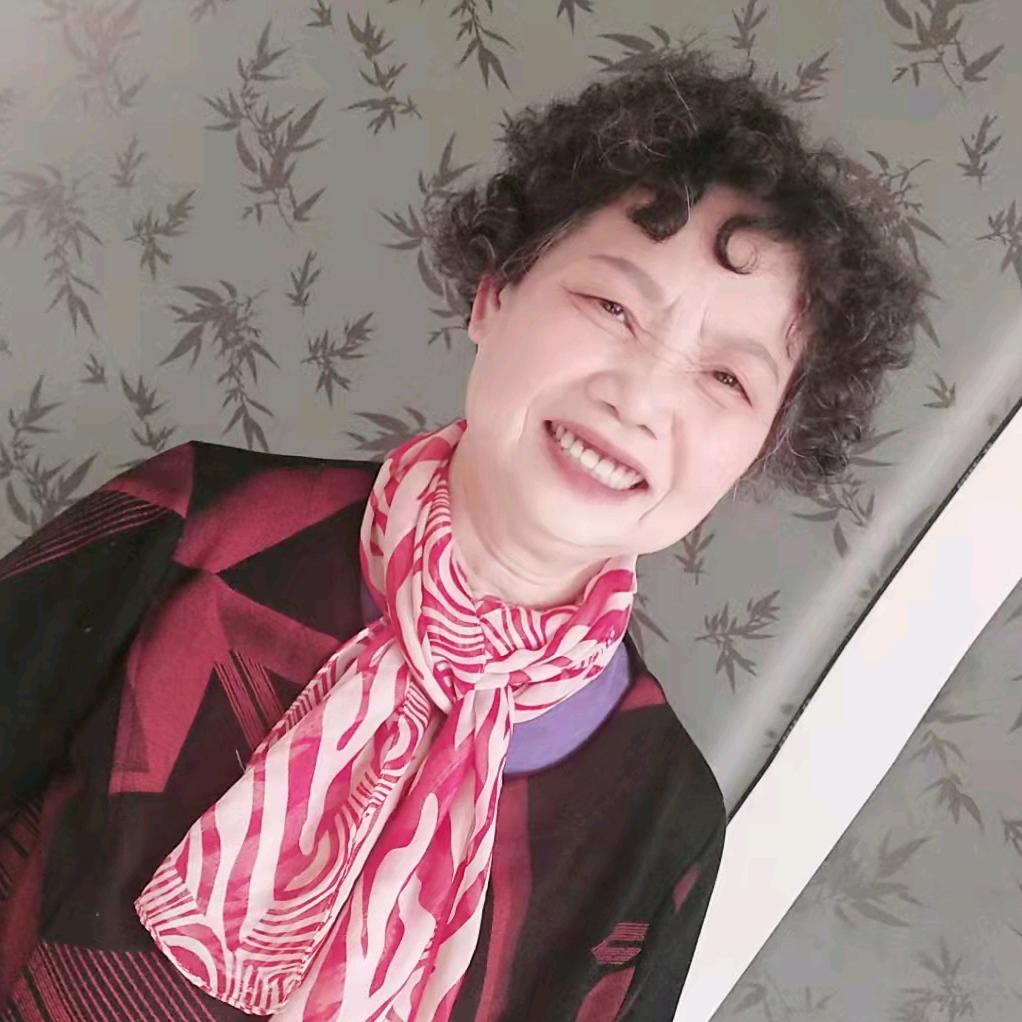 涵涵奶奶《早6：30直播》