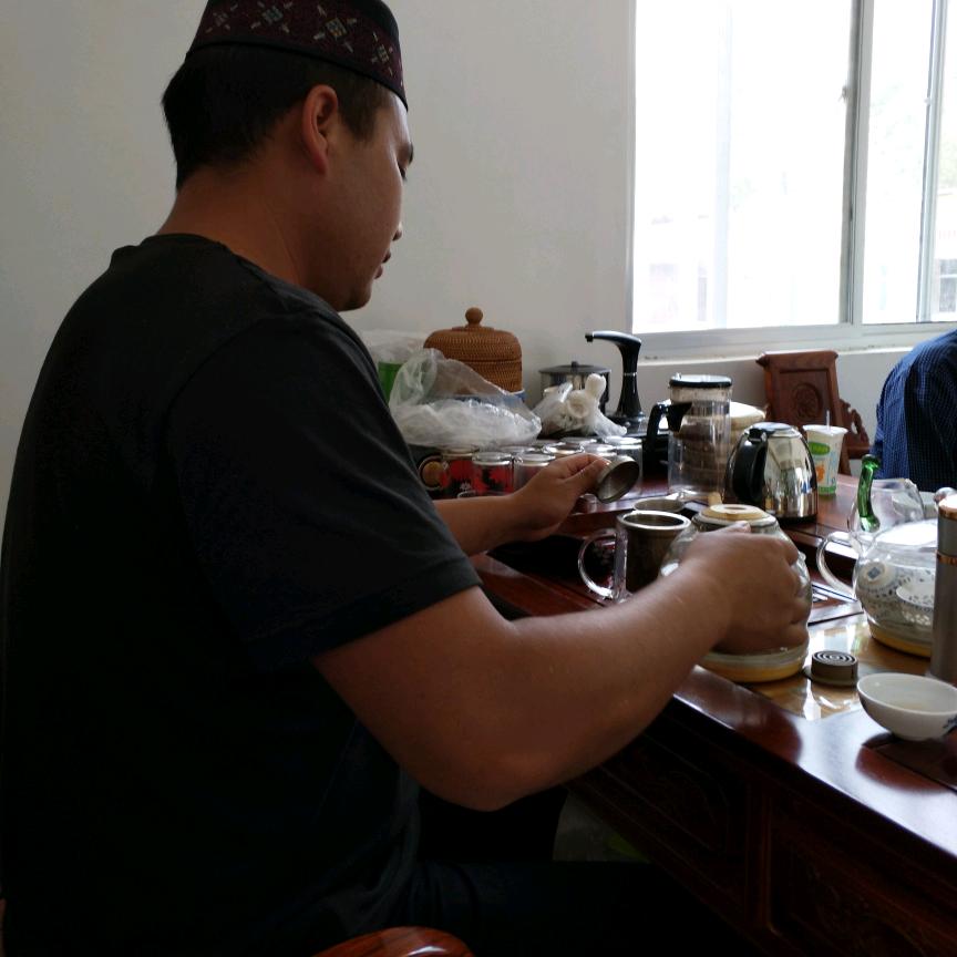 黑石食尝来米线店