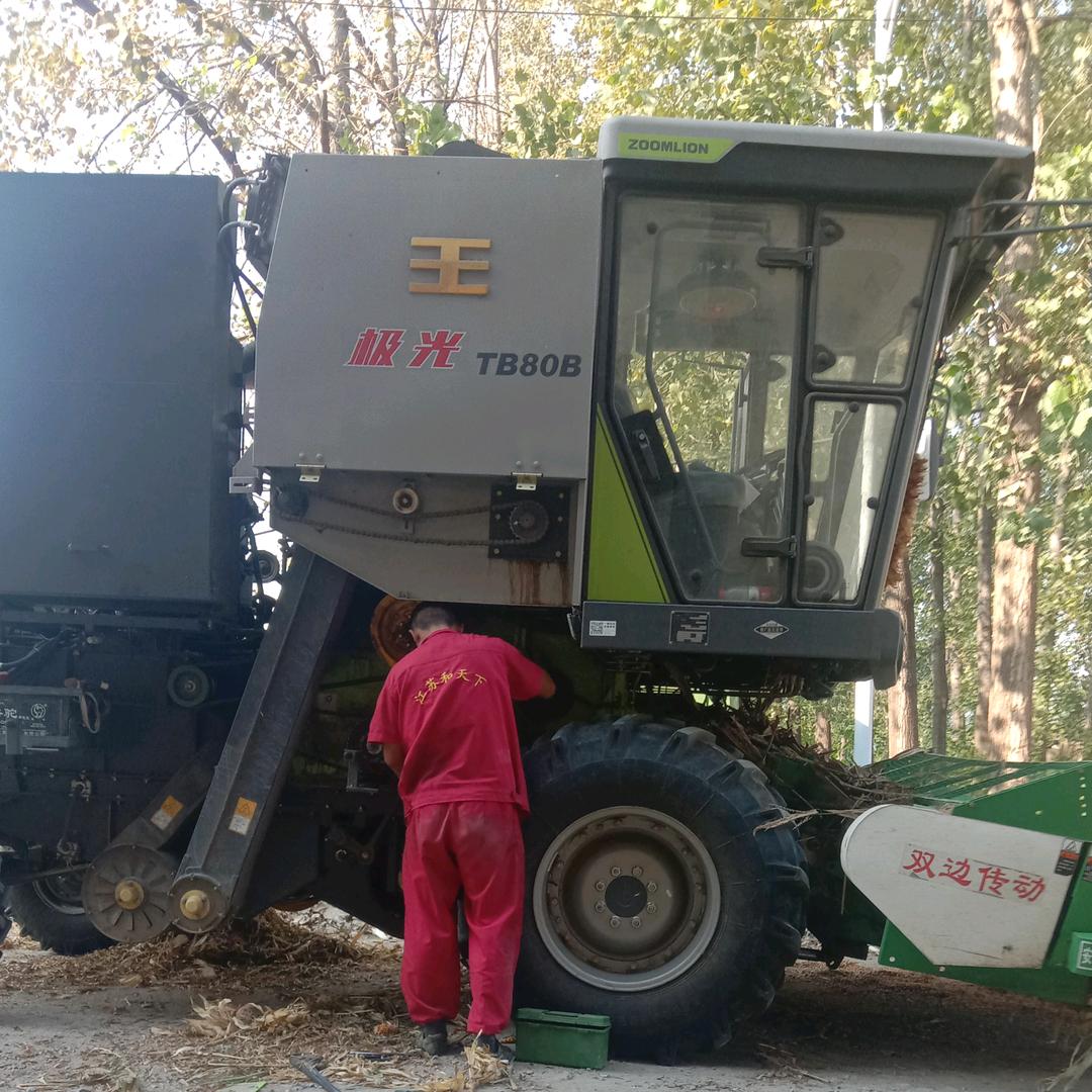 犁、旋、播、收、一条龙服务