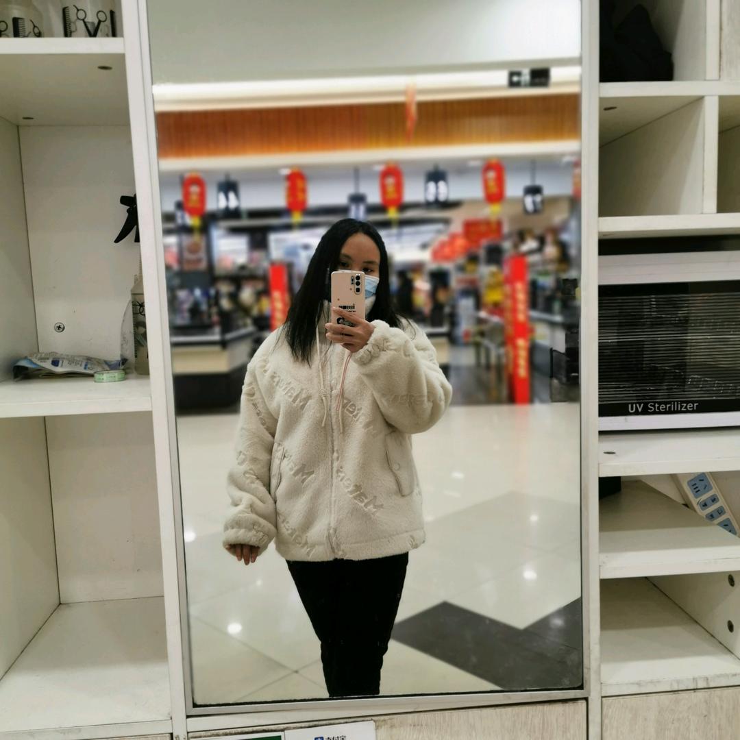 A  英子