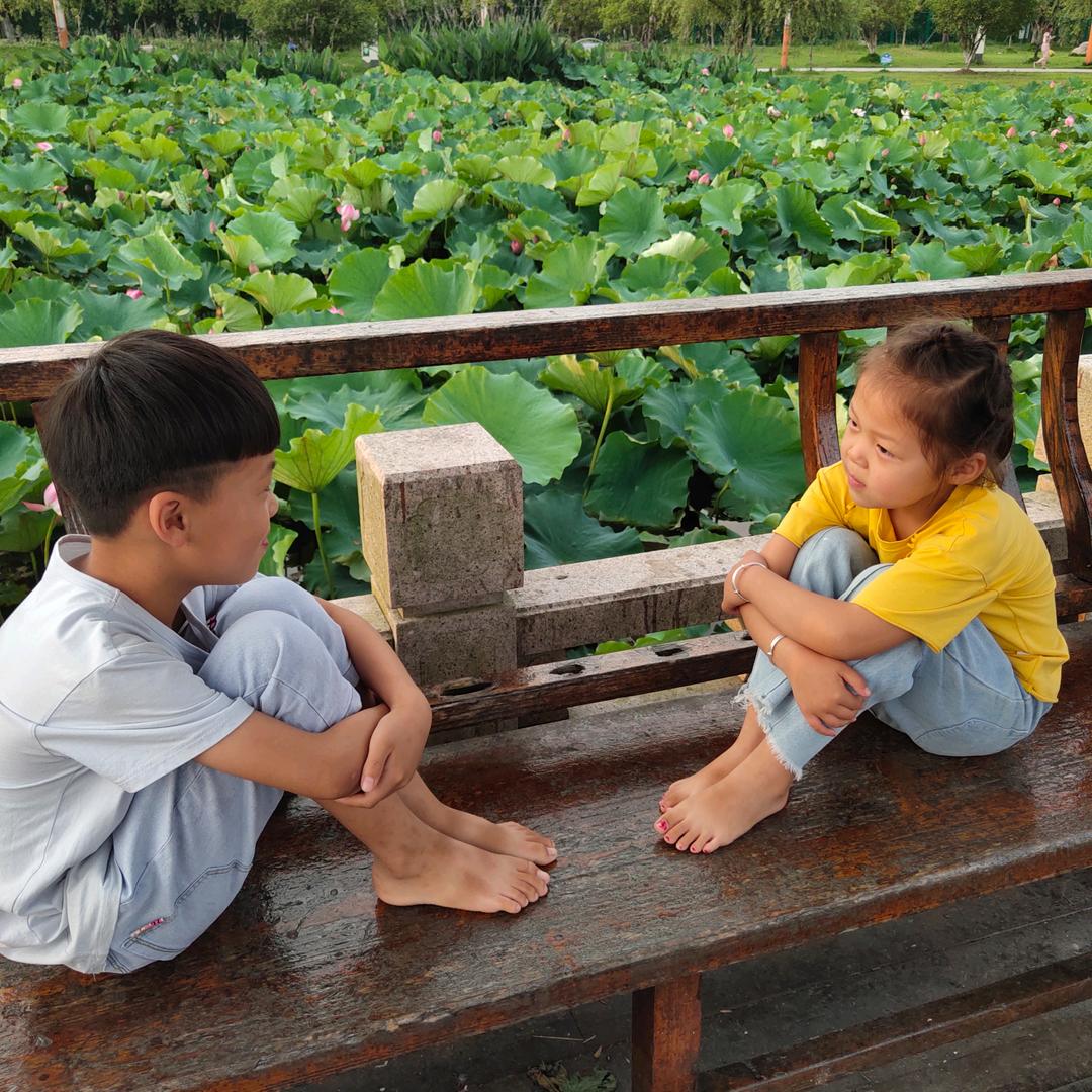 农村宝妈     胖妹
