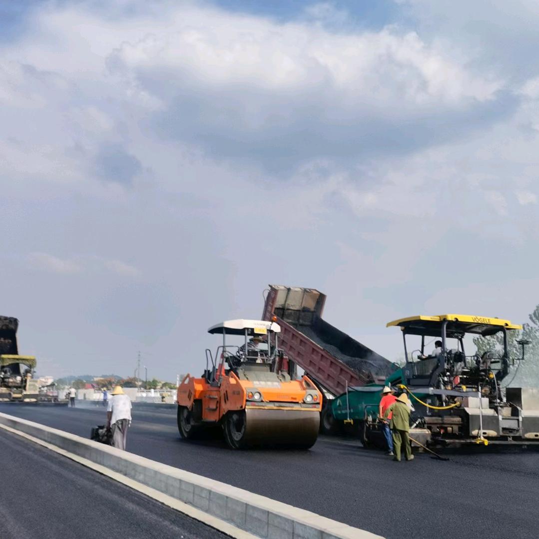 邵阳立新（沥青路面施工）