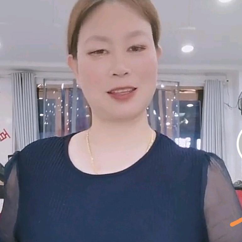 月亮