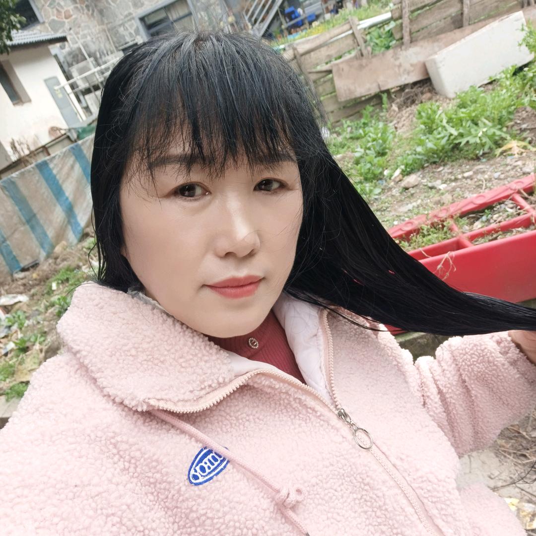 农村周姐晚上八点多开播