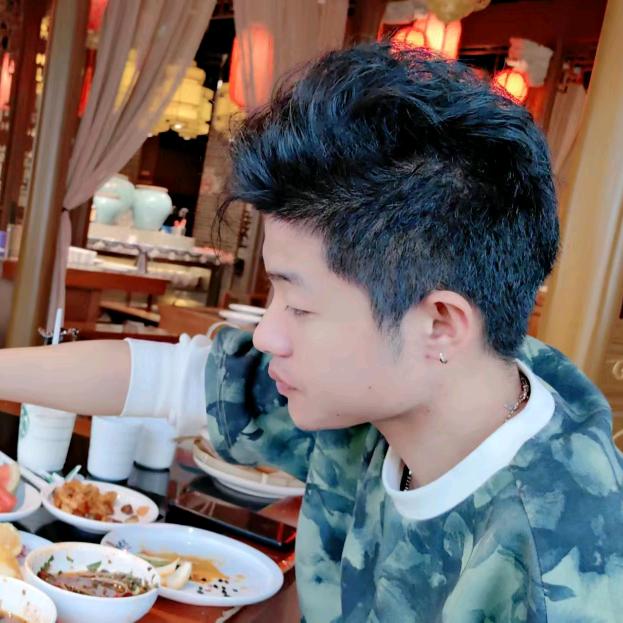 干代驾的刘富贵