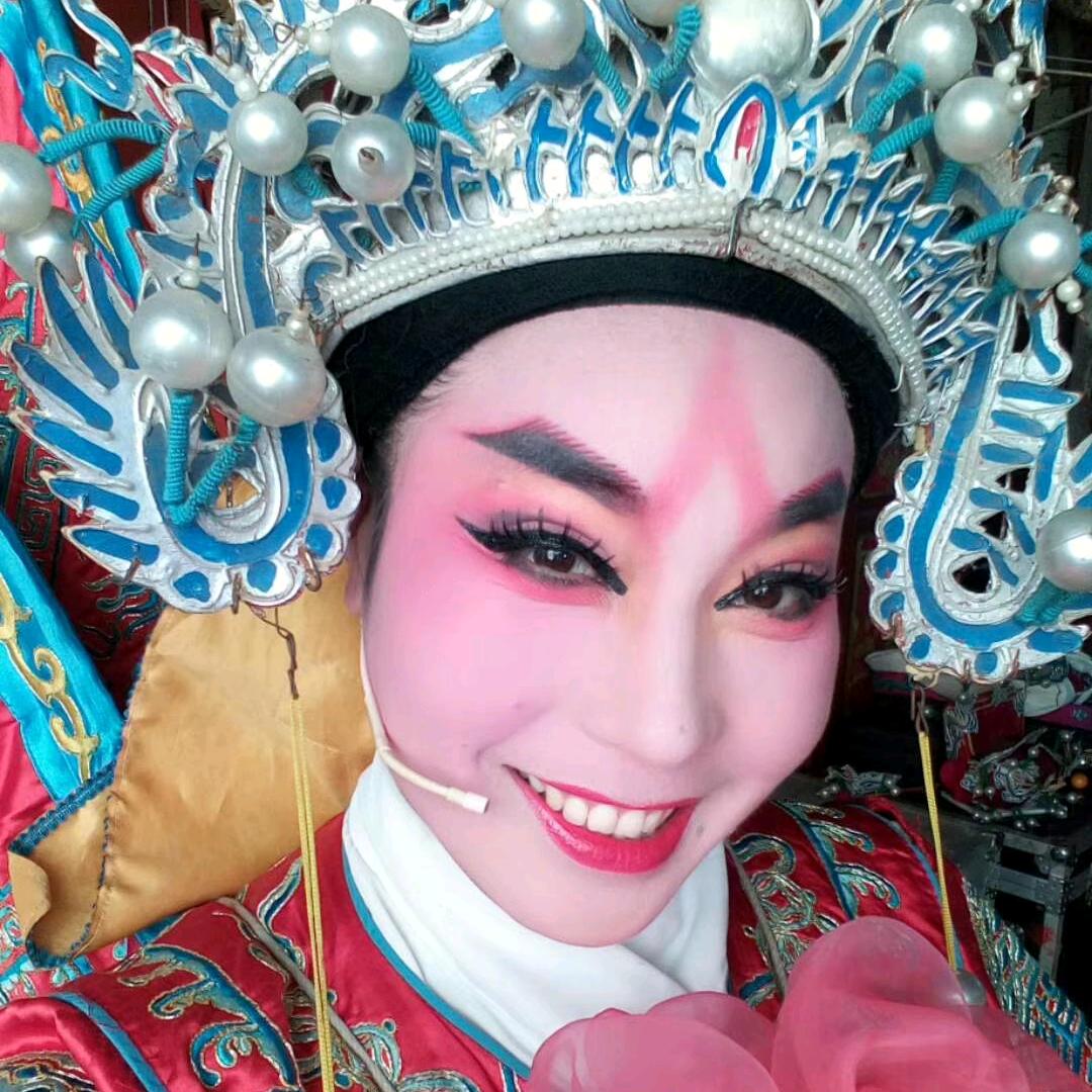 越剧小生李卫芳