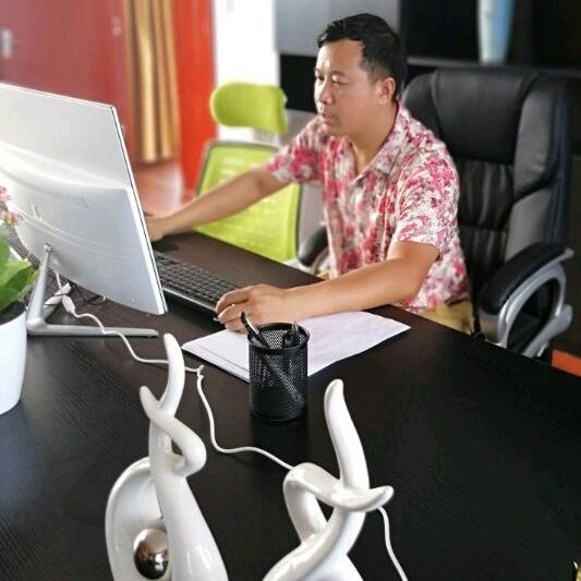 农村养猪达人雷哥改行啦