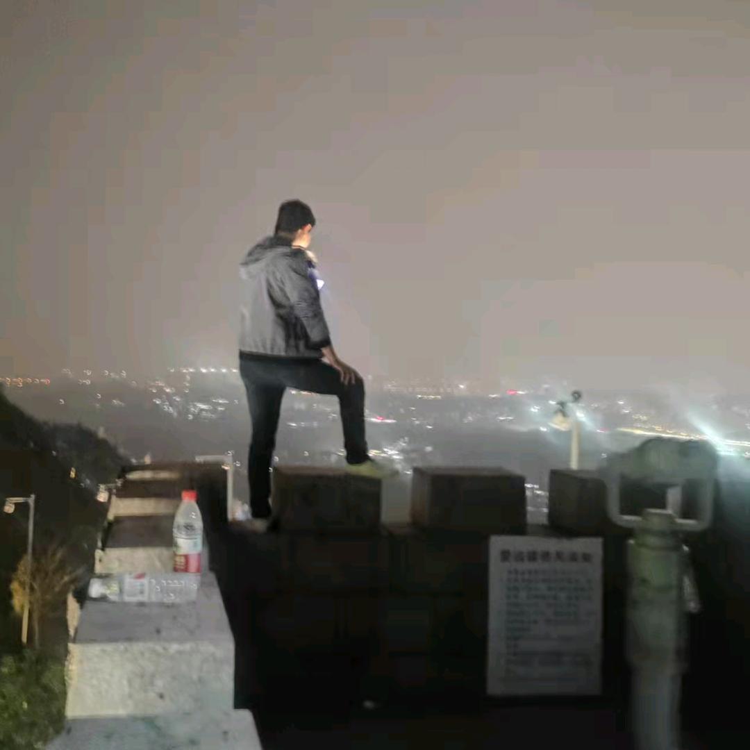 鸿总  一切顺风顺水