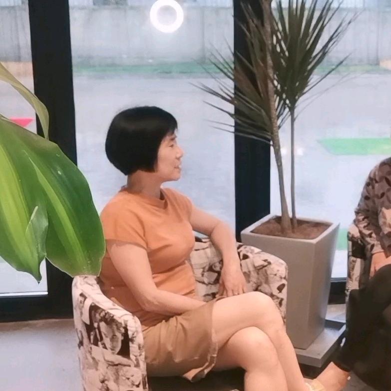 小秀
