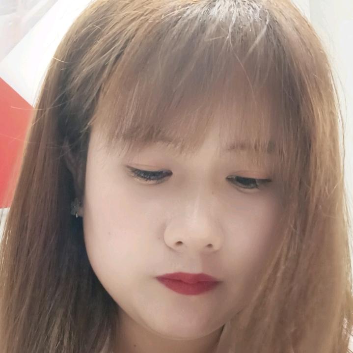 奇瑞汽车上海瑞杰小红