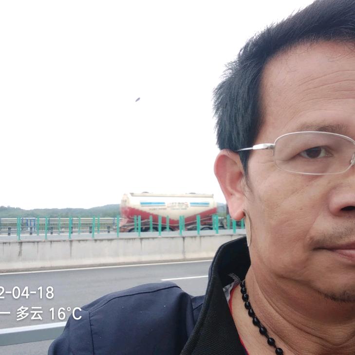 生不如死的一松头像