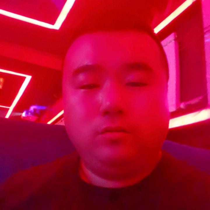 倪先生