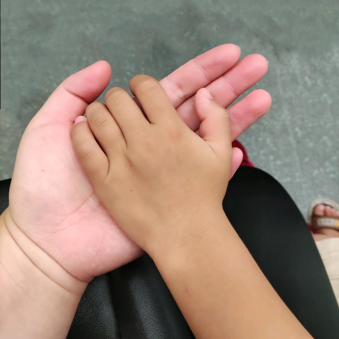 小瑾妈妈（罗定泰德摆摊卖花）