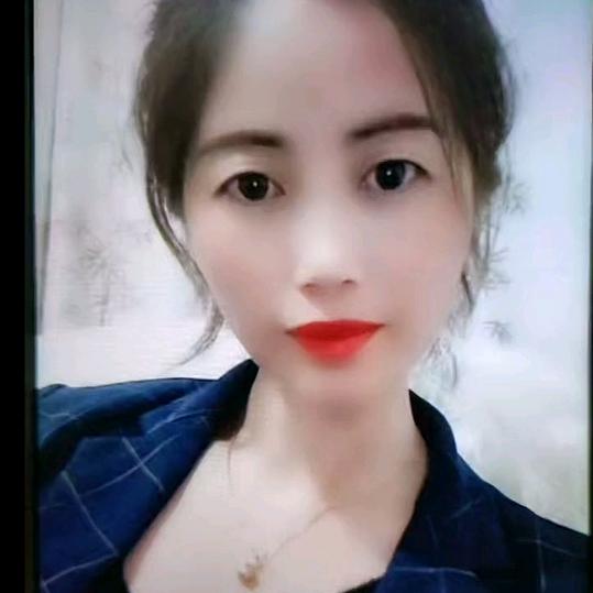 谢家滩珠宝小姐姐