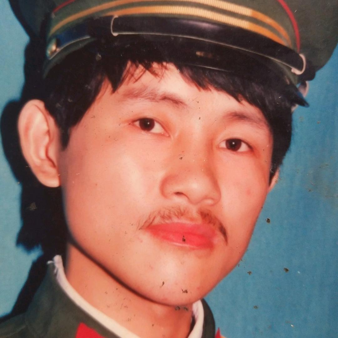 俊男哥